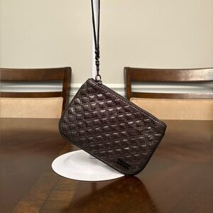 Express Diamond Quilted Wristlet